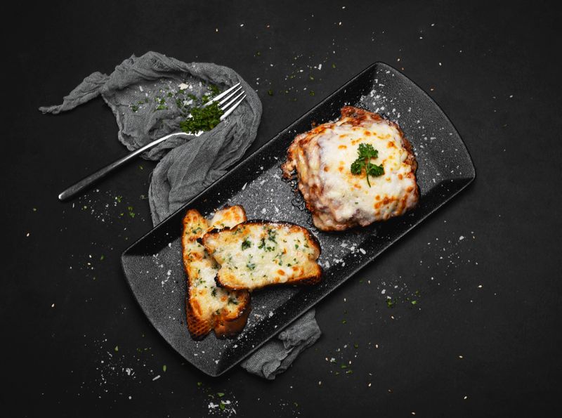 Garlic Cheesy Bread side