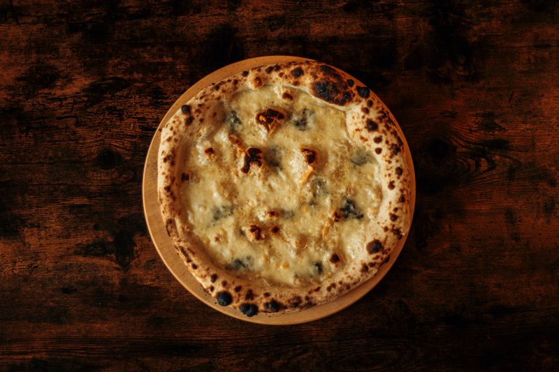 Dillon James Mod signature pizza